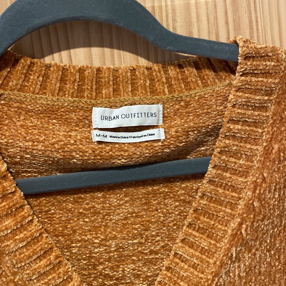 Cropped sweater - Picture 3 of 3